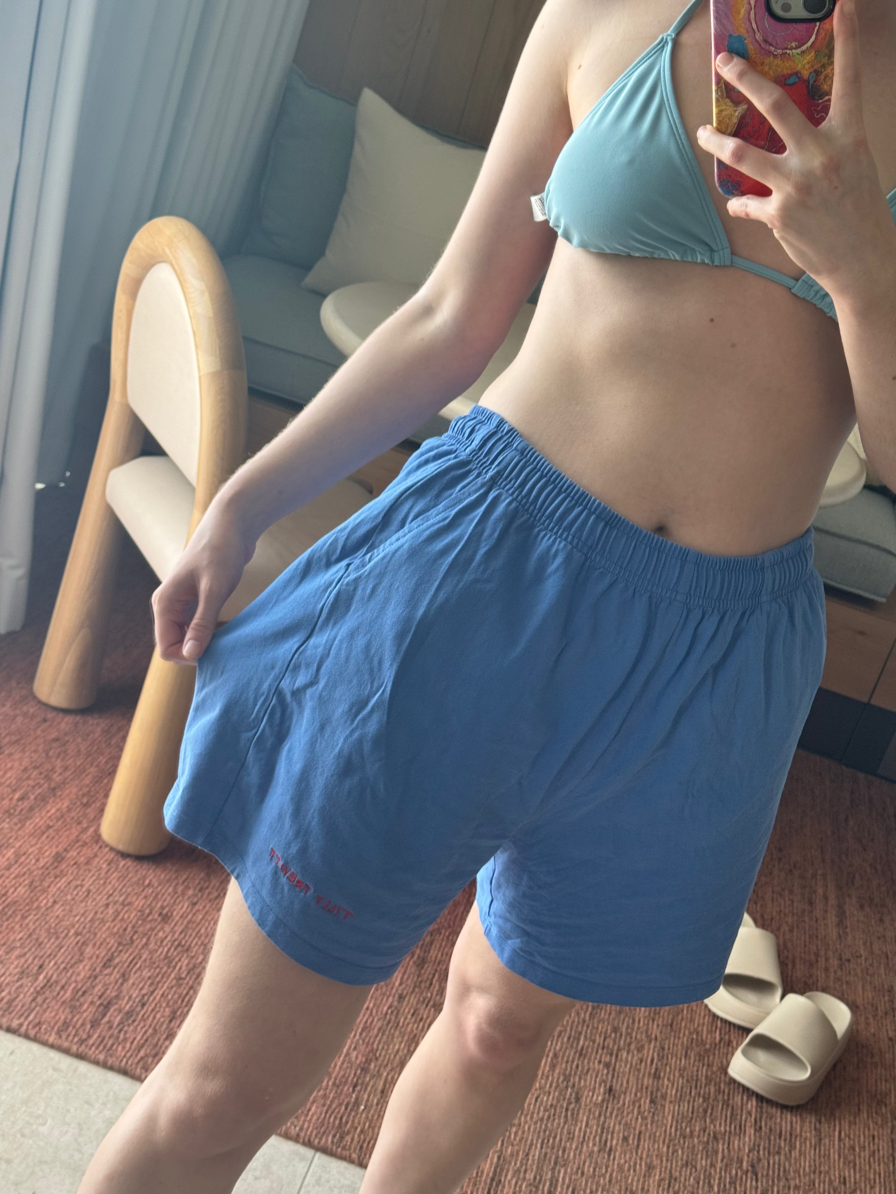 LOGO SHORTS (BRIGHT BLUE)